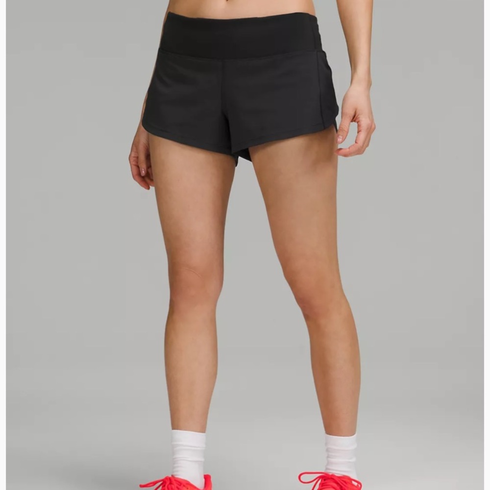 Lululemon speed up low rise lined short 2.5”